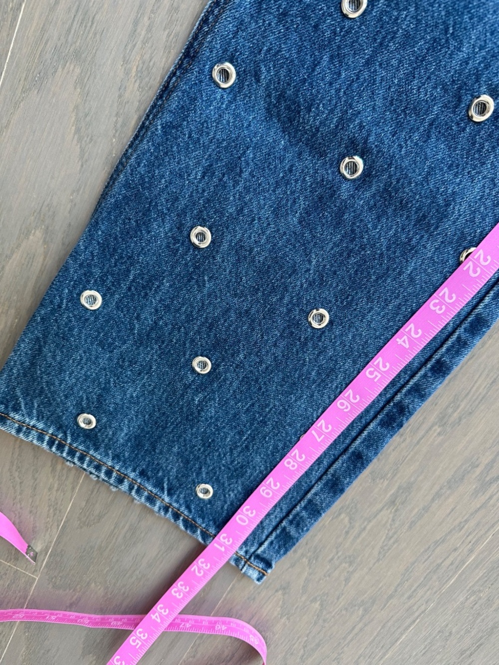 Veronica Beard DYLAN Straight Leg Grommet Bandit Jeans Jean With Tags - Size 23 - Picture 8 of 8